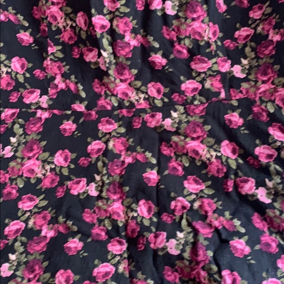 Floral forever 21 dress - Picture 2 of 2